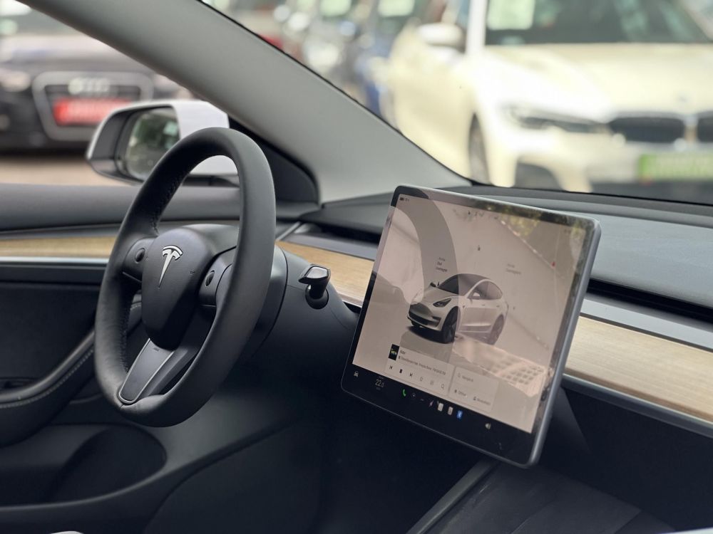 TESLA MODEL 3 Long Range AWD (Automata) 103e km. AMD Ryzen. mátrix LED. hőszivattyú. 2030-ig garanciális!