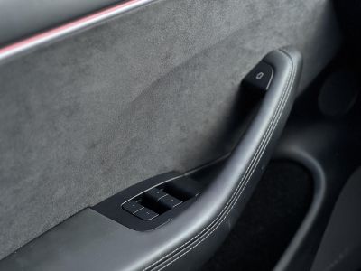 TESLA MODEL 3 Long Range AWD (Automata) HIGHLAND 67e km. AMD Ryzen. mátrix LED. ülésszellőztetés. 2032-ig garanciális!