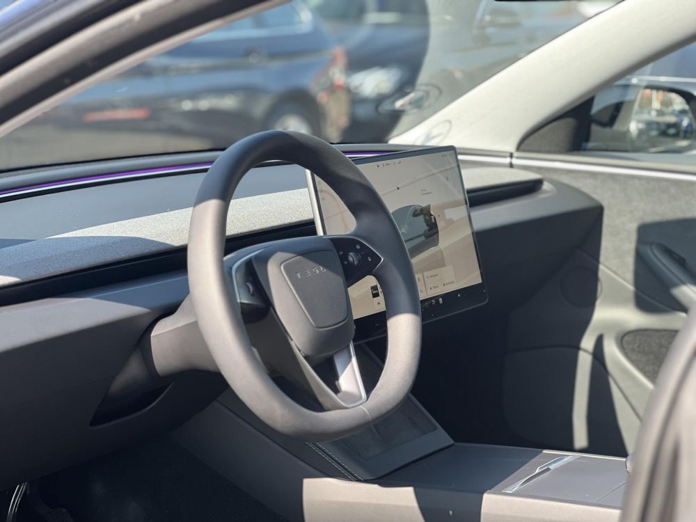 TESLA MODEL 3 Long Range AWD (Automata) HIGHLAND 26e km. hőszivattyű. gyári garancia 2032-ig!