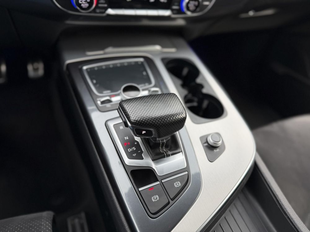 AUDI Q7 3.0 V6 TDI quattro Tiptronic ic [7 személy] S-line M.o.-i. BOSE. virtual cockpit. kamera. keyless. holttér