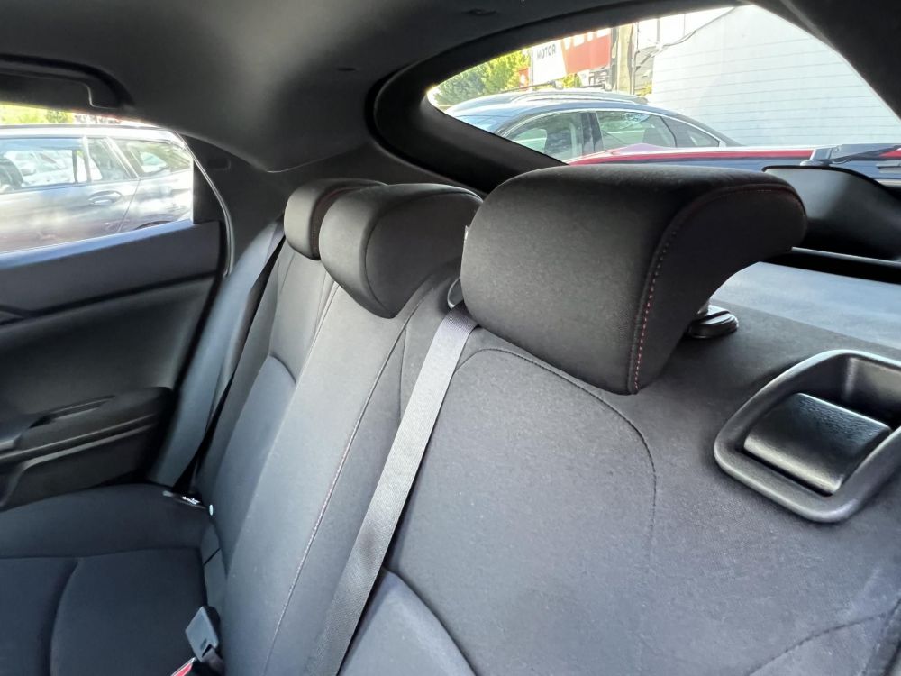 HONDA CIVIC 1.0 T Executive Sport Line 65e km. Magyarországi. 2 tulajdonos. Teljes szerviztörténet!
