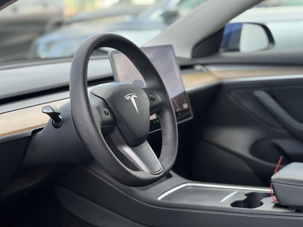 TESLA MODEL 3 Long Range AWD (Automata) Gyári akku és hajtásgarancia!