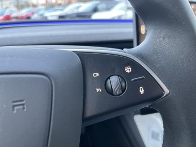 TESLA MODEL 3 RWD (Automata) HIGHLAND 27e km. AMD Ryzen. Gyári garancia 2032-ig. 500km hatótáv!