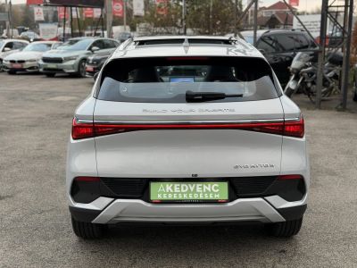 BYD ATTO 3 Design 60,4kWh M.o.-i. 1.tul. LFP. garanciális. panorámatető. világos belső!