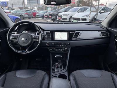 KIA NIRO PHEV 1.6 GDI LX DCT Sávtartó Carplay Tempomat Navi!