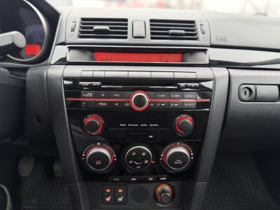 MAZDA 3 Sport 1.6 TE Digitklíma Ülésfűtés 4xelablak Téli-nyári gumi Rendszeresen karbantartott!