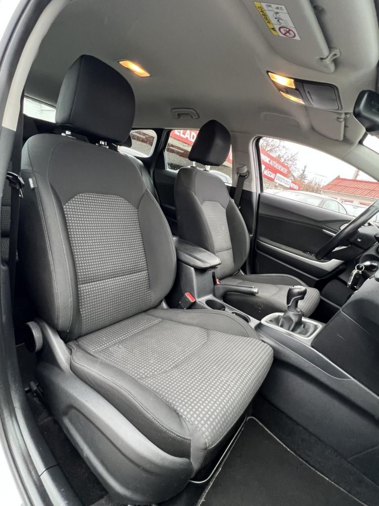 KIA CEE'D Ceed 1.0 T-GDI Bronze 71e km. M.o.-i. 1.tul. Klíma Tempomat Gyári garancia!