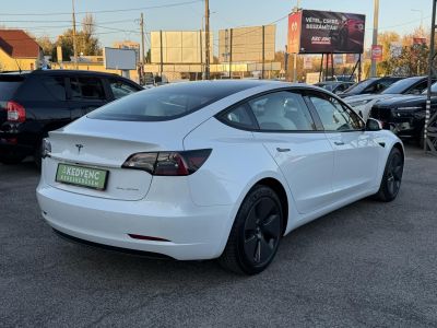 TESLA MODEL 3 Long Range AWD (Automata) 109e km. FEHÉR BELSŐ. garanciális. mátrix LED. hőszivattyú. premium hifi!