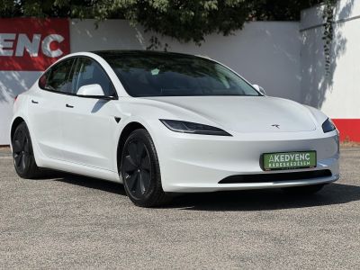 TESLA MODEL 3 Long Range AWD (Automata) HIGHLAND 67e km. AMD Ryzen. mátrix LED. ülésszellőztetés. 2032-ig garanciális!