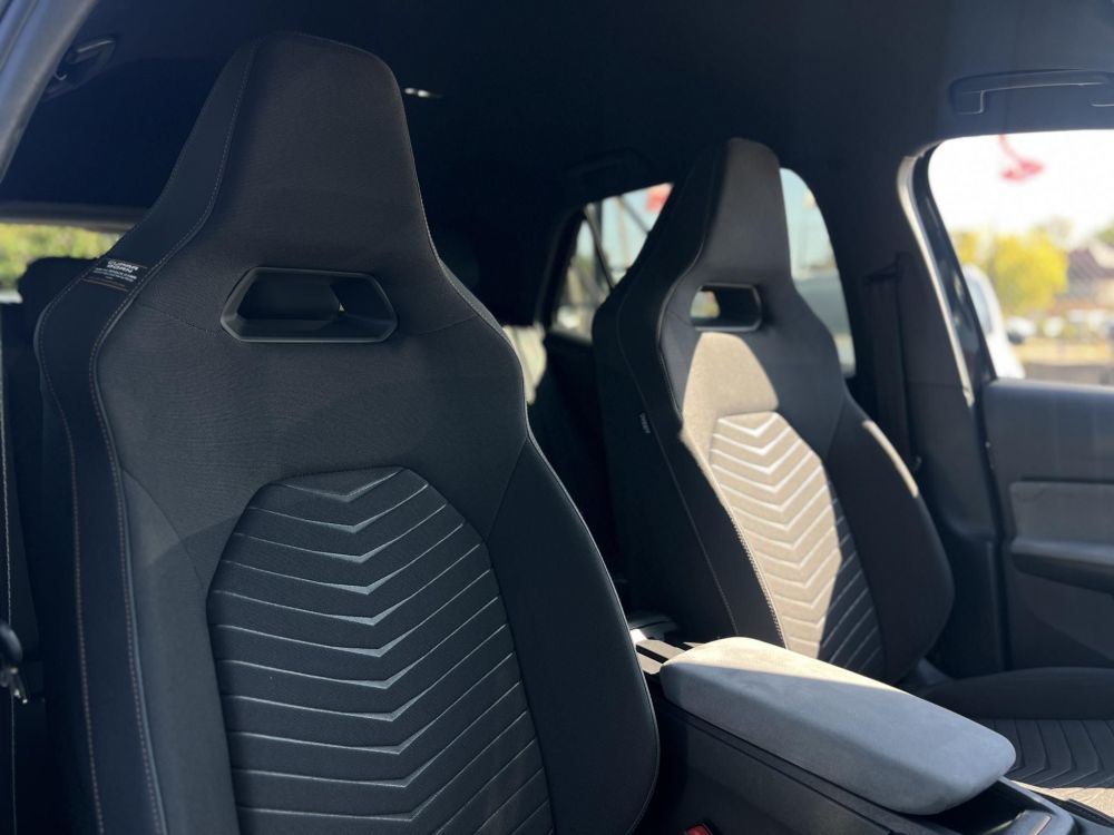 CUPRA BORN 58 kWh 64e km. 400 km hatótáv. ülésfűtés. CARPLAY!