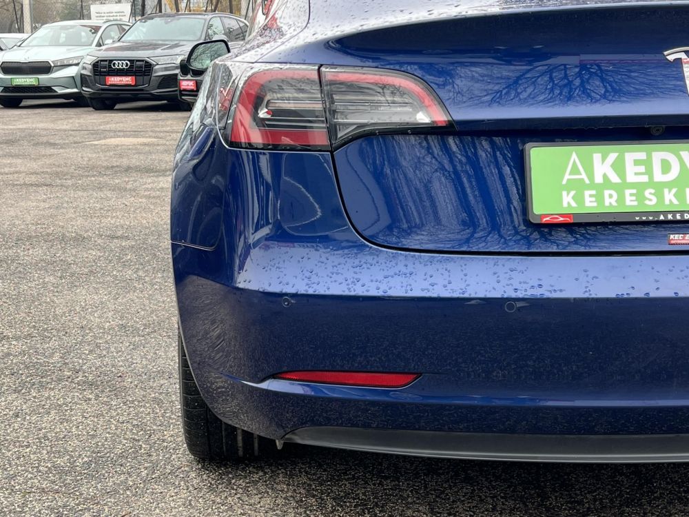 TESLA MODEL 3 RWD (Automata) 34e km. 2030-ig garancia