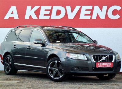 VOLVO V70 2.0 D [D3] Momentum Napfénytető Klíma Tempomat Bluetooth Bőr belső!