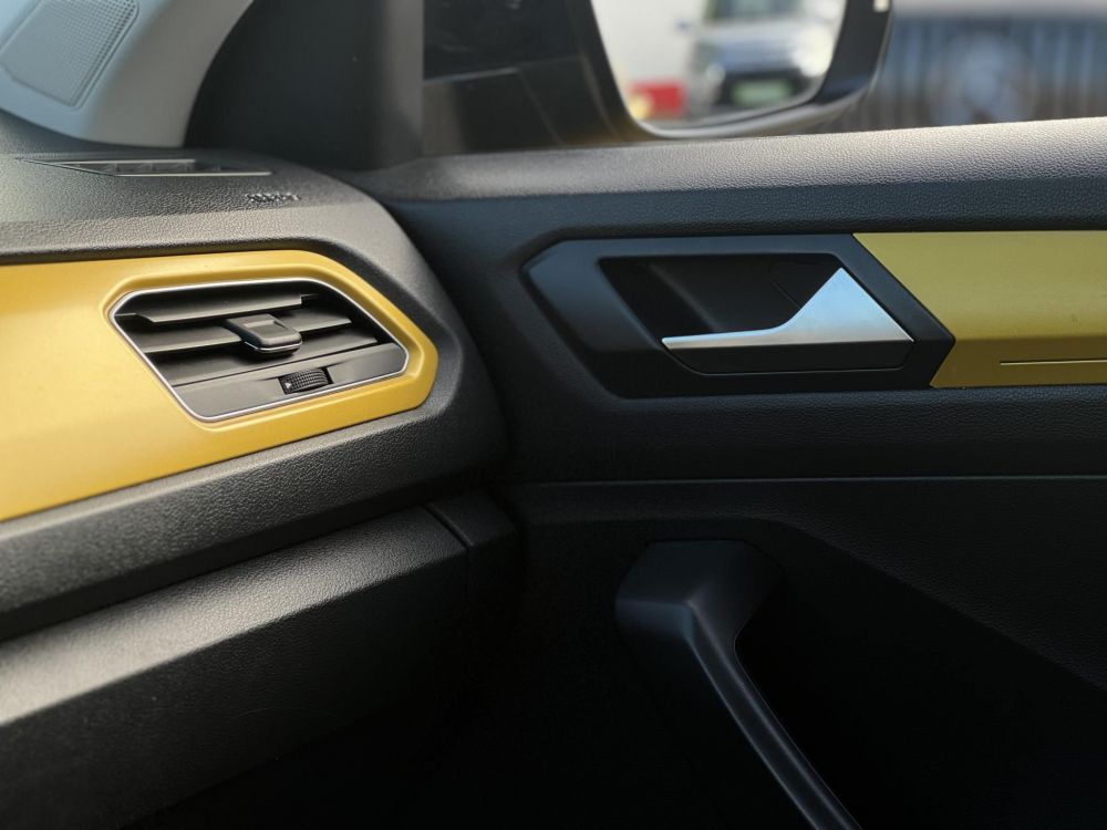 VOLKSWAGEN T-ROC 1.5 TSI ACT Style DSG 140e km. M.-o.i. távolságtartó. sávtartó. navigáció. ülésfűtés. CARPLAY!