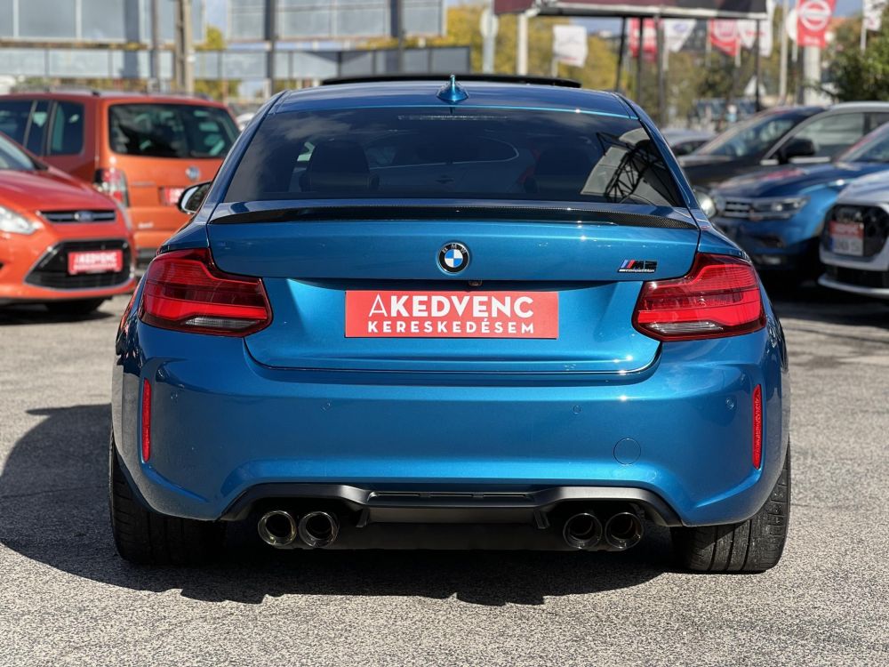 BMW M2 Competition DKG Tuningmentes. magas felszereltség. végig vezetett szervizkönyv. Apple carplay