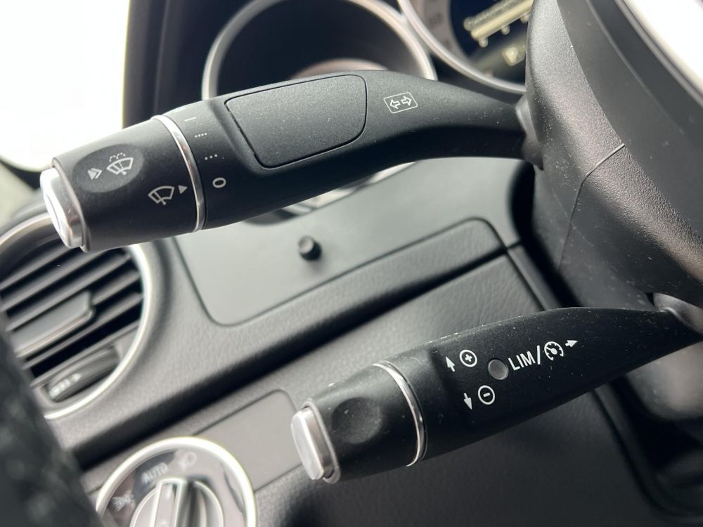 MERCEDES-BENZ C 220 CDI BlueEFFICIENCY (Automata) Xenon Tempomat Ülésfűtés Navi Bluetooth Rendszeresen szervizelt!