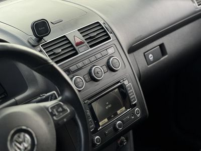 VOLKSWAGEN TOURAN 1.6 CR TDI Comfortline [7 személy] Vezérlés cserélve. 4 évszakos gumik!