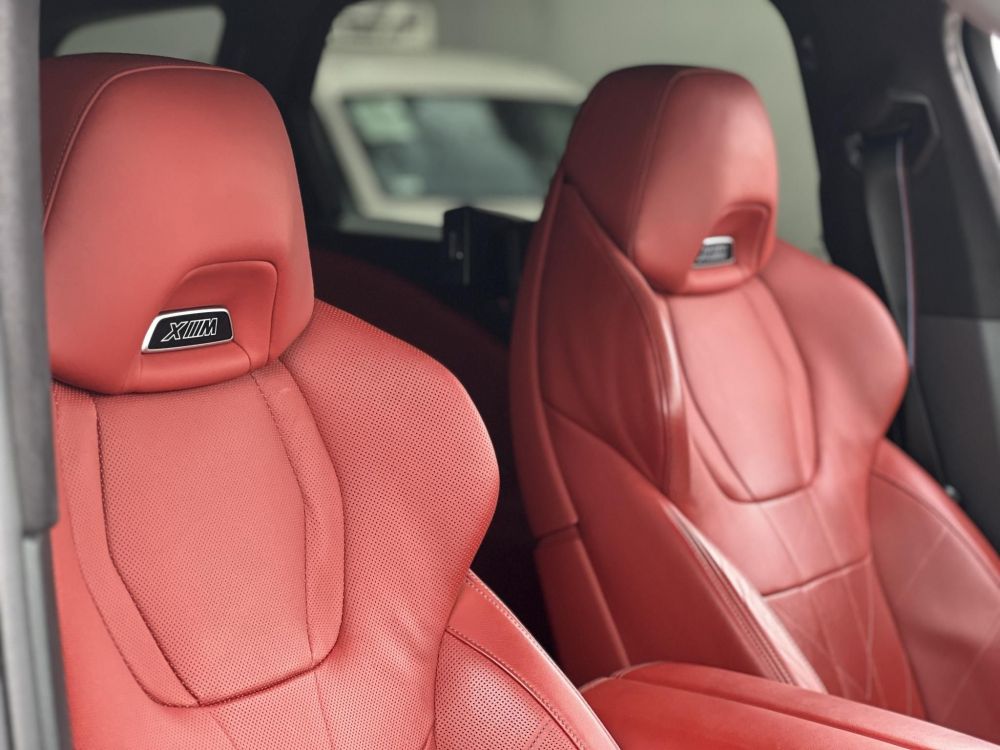 BMW XM (Automata) M.o.-i. 1.tul. teljes felszereltség. márkaszervizelt!