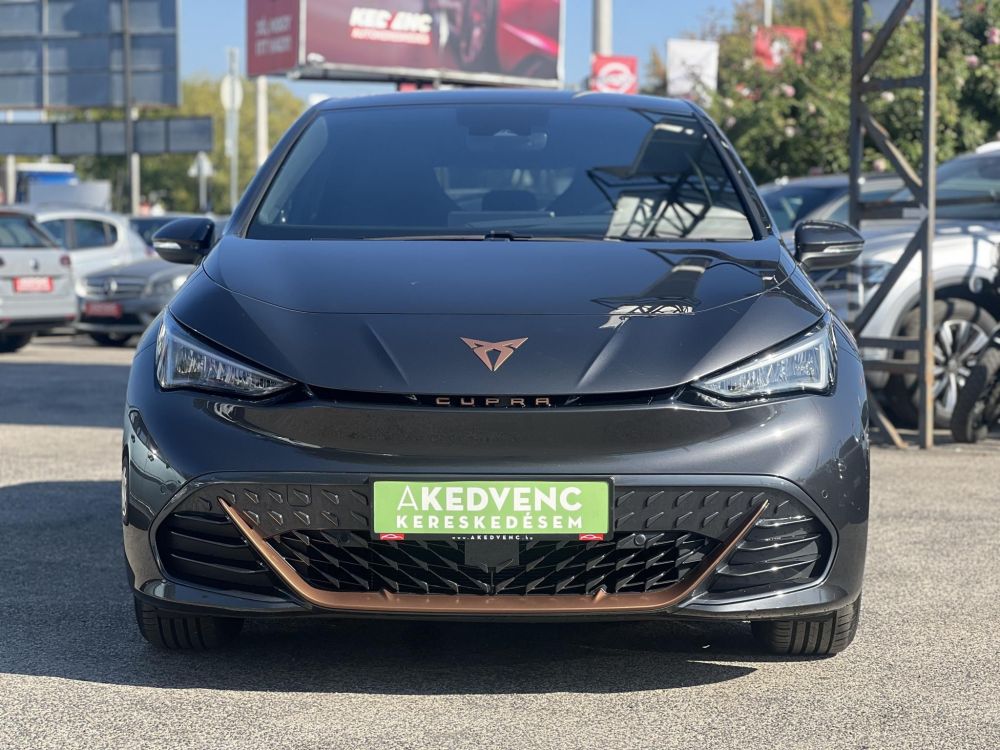 CUPRA BORN 58 kWh 64e km. 400 km hatótáv. ülésfűtés. CARPLAY!