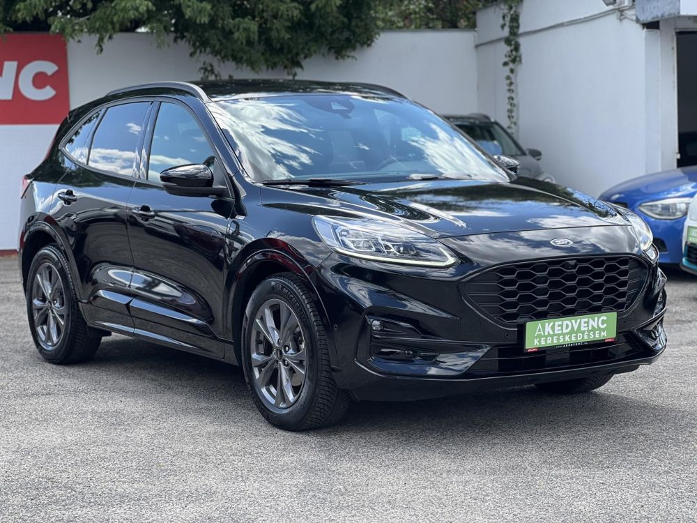 FORD KUGA 2.5 FHEV ST-Line X CVT 42e km. újszerű állapot