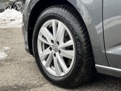 VOLKSWAGEN TOURAN 1.5 TSI ACT IQ.Drive DSG [7 személy] M.o-i. Távtartó Bluetooth Ülésfűtés Kamera Gyönyörű állapotban!