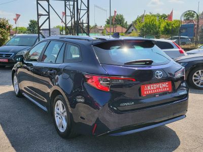 TOYOTA COROLLA Touring Sports 1.8 Hybrid Comfort Business e-CVT LED Tempomat Kamera Keyless Carplay Ülésfűtés Bluetooth