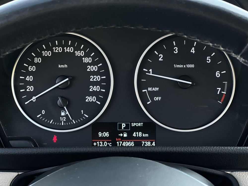 BMW 218i Advantage (Automata) Active Tourer. M.o.-i. vajbőr belső. ülésfűtés. keyless. Wallis szerviz