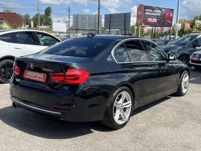 BMW 330e iPerformance Luxury (Automata) Magyarországi. Zöld rendszám. Márkaszervizelt!