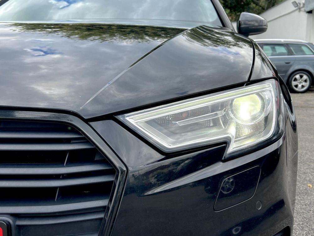 AUDI A3 Sportback 1.6 TDI Sport Friss vezérlés! Xenon Tempomat Navi Bluetooth Ülésfűtés