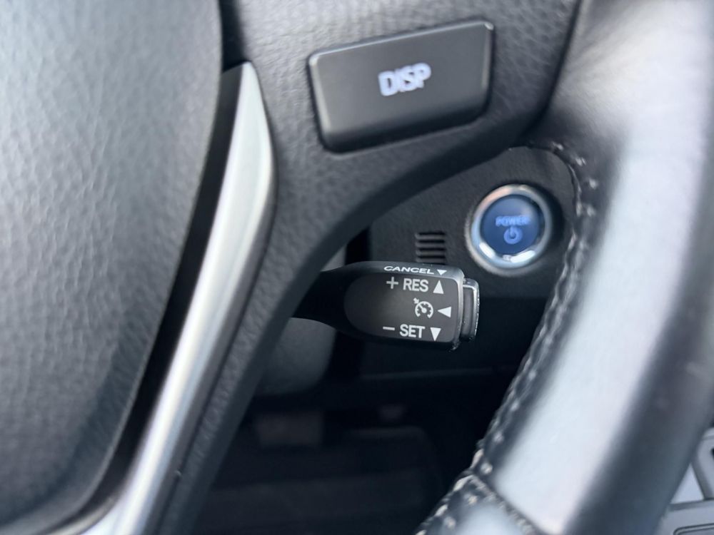 TOYOTA AURIS Touring Sports 1.8 HSD Executive Skyview (Automata) Panoráma Tempomat Ülésfűtés Kamera Keyless Navi