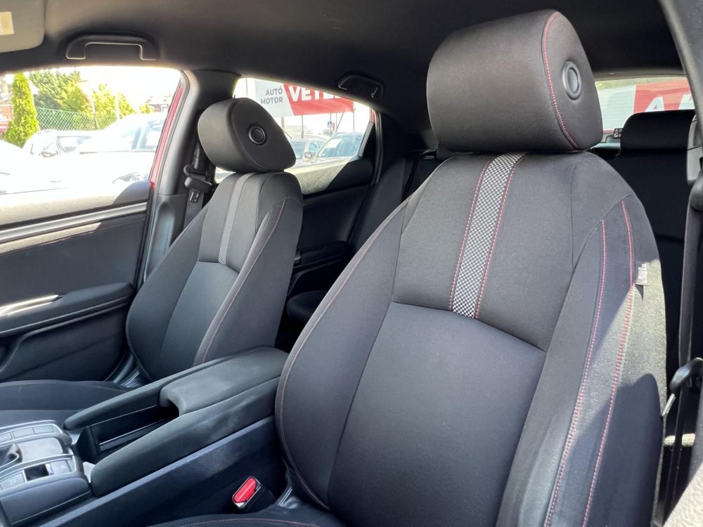 HONDA CIVIC 1.0 T Executive Sport Line 65e km. Magyarországi. 2 tulajdonos. Teljes szerviztörténet!