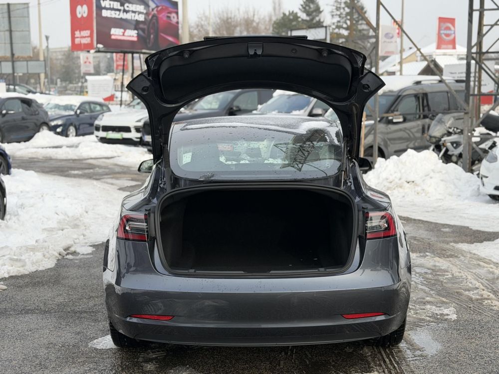 TESLA MODEL 3 Long Range AWD (Automata) 65e km. mátrix LED. hőszivattyú. prémium hifi. garanciális. kifogástalan állapot
