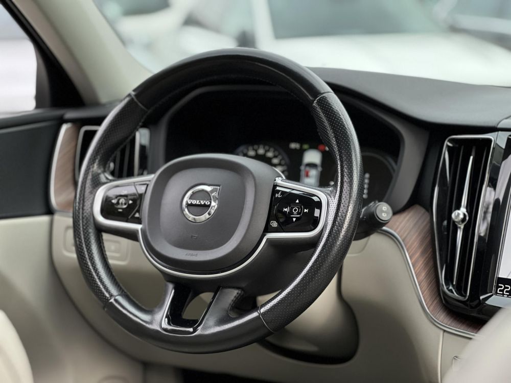 VOLVO XC60 2.0 [T8] Twin Engine Inscription AWD Geartronic M.o.-i. Volvo Galériában szervizelt. vezérlés cserélve. teljes felszereltség!