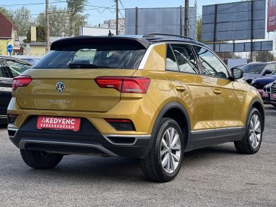 VOLKSWAGEN T-ROC 1.5 TSI ACT Style DSG 140e km. Magyarországi. Friss műszaki vizsga!