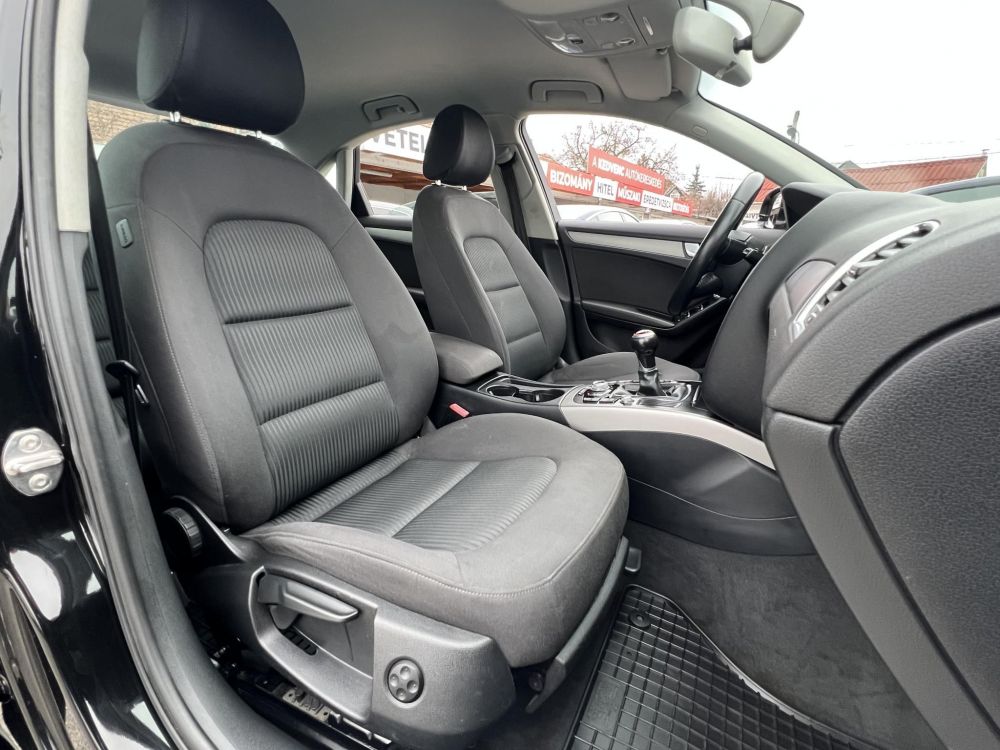 AUDI A4 2.0 TDi Klíma Tempomat Bluetooth 142e km!