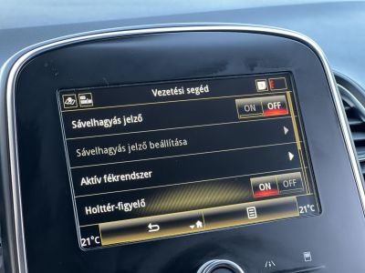 RENAULT GRAND SCENIC Scénic 1.7 Blue dCi Intens EDC (7 személyes ) Carplay. Tolatókamera. tempomat