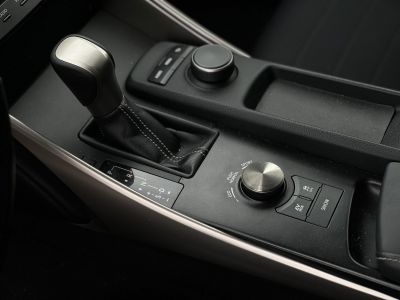 LEXUS IS 300h Comfort Leather&Navigation (Automata) Hybrid garancia Márkaszervizelt! Gyári fényezés. Téli-nyári gumi garnitúra!