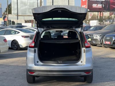 RENAULT SCENIC Grand Scénic 1.7 Blue dCi Intens EDC (7 személyes ) Automata. CarPlay