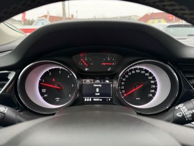 OPEL INSIGNIA Sports Tourer 1.6 CDTI Innovation Start Stop (Automata) 156e km. Magyarországi. sérülésmentes!