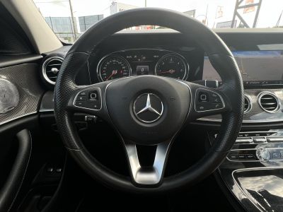 MERCEDES-BENZ E 220 d 4Matic 9G-TRONIC Magyar. áfás. LED Burmester Holttér 360kamera Napfénytető Sávtartó