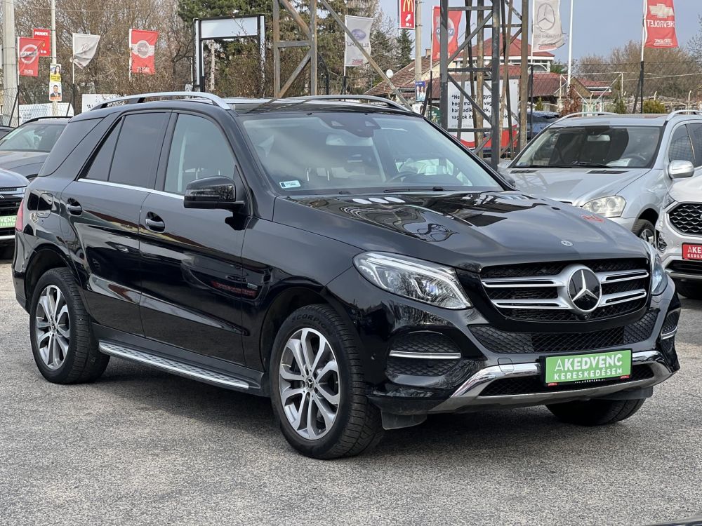 MERCEDES-BENZ GLE 500 e 4Matic (Automata) 135e km. M.o.-i. magas felszereltség. memória. üléshűtés. 360kamera. HUD!