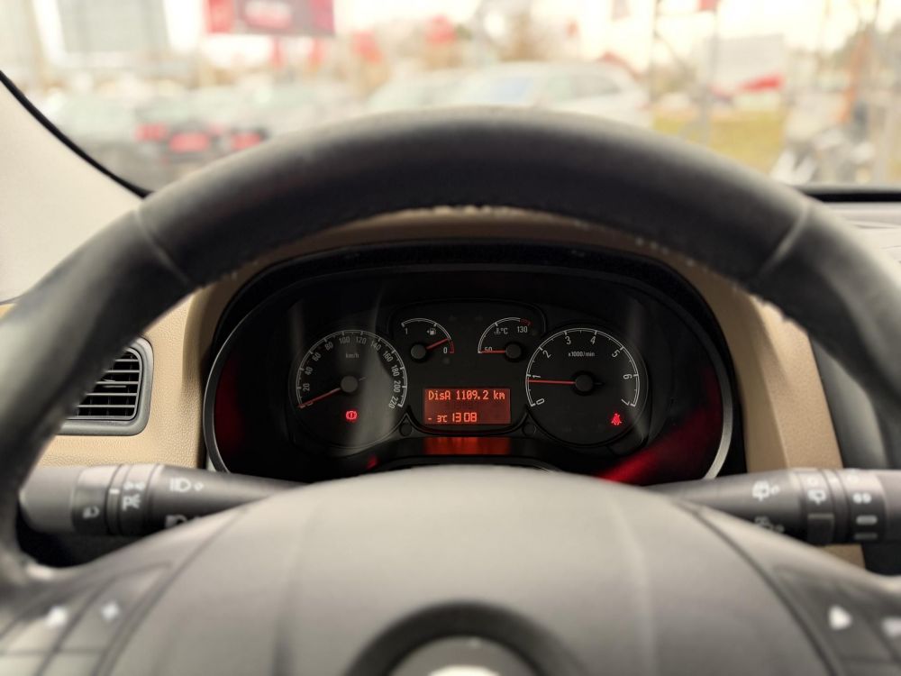 OPEL COMBO 1.6 CDTI L1H1 Enjoy 7 személyes M.o.-i. 1.tul. Márkaszervizelt. Téli-nyári kerék garnitúra!