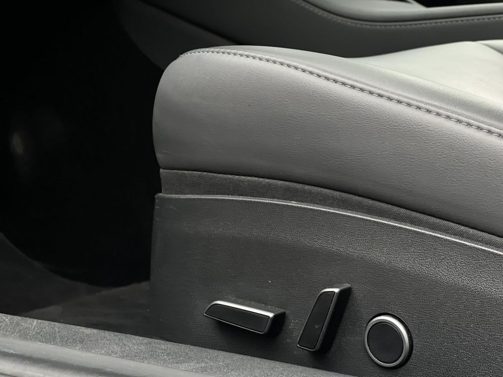 TESLA MODEL 3 RWD (Automata) 36e km. Ryzen. 19 sport felni. 2030-ig gyári garancia!