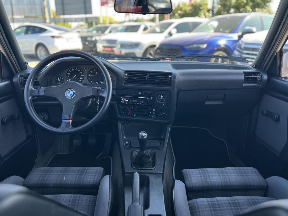BMW 318is