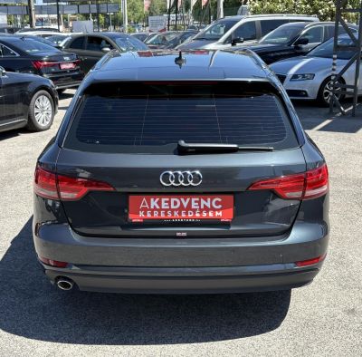 AUDI A4 Avant 2.0 TDI Basis EDITION S-tronic M.o.-i. Frissen szervizelt! Garanciális váltó! F1 kormány váltó!
