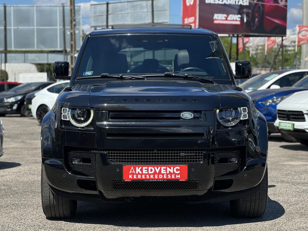 LAND ROVER DEFENDER 110 P400 X-Dynamic HSE (Automata) M.o.-i 1. tulajdonostól. kifogástalan