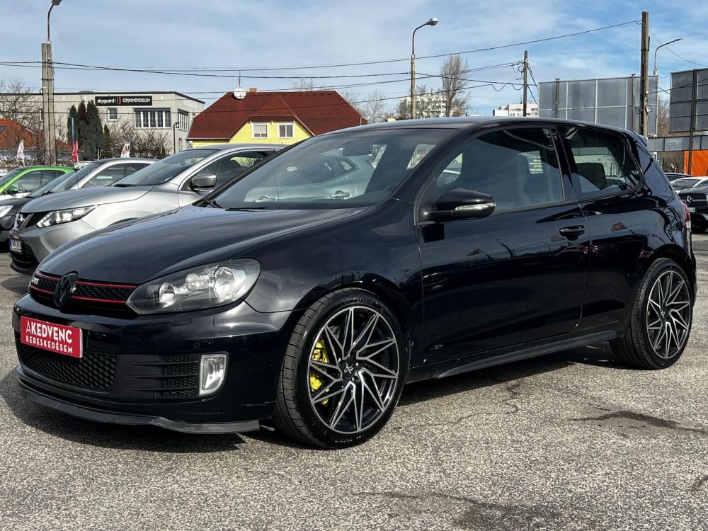 VOLKSWAGEN GOLF VI 2.0 TSI GTI DSG 270LE. Keskin felnik. Popcorn