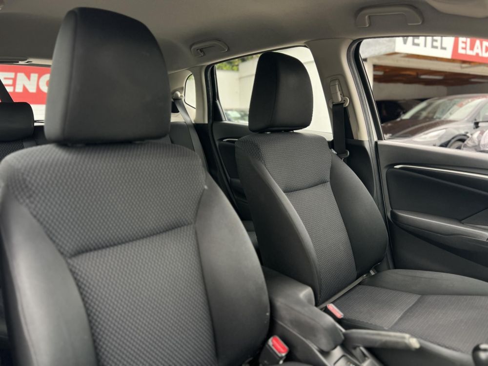 HONDA JAZZ 1.3 Trend Magyarországi. Márkaszervizelt. Tolatókamera!