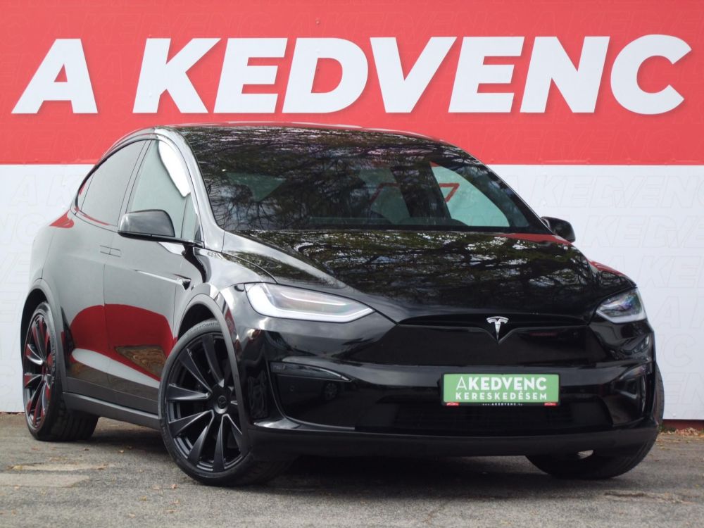 TESLA MODEL X