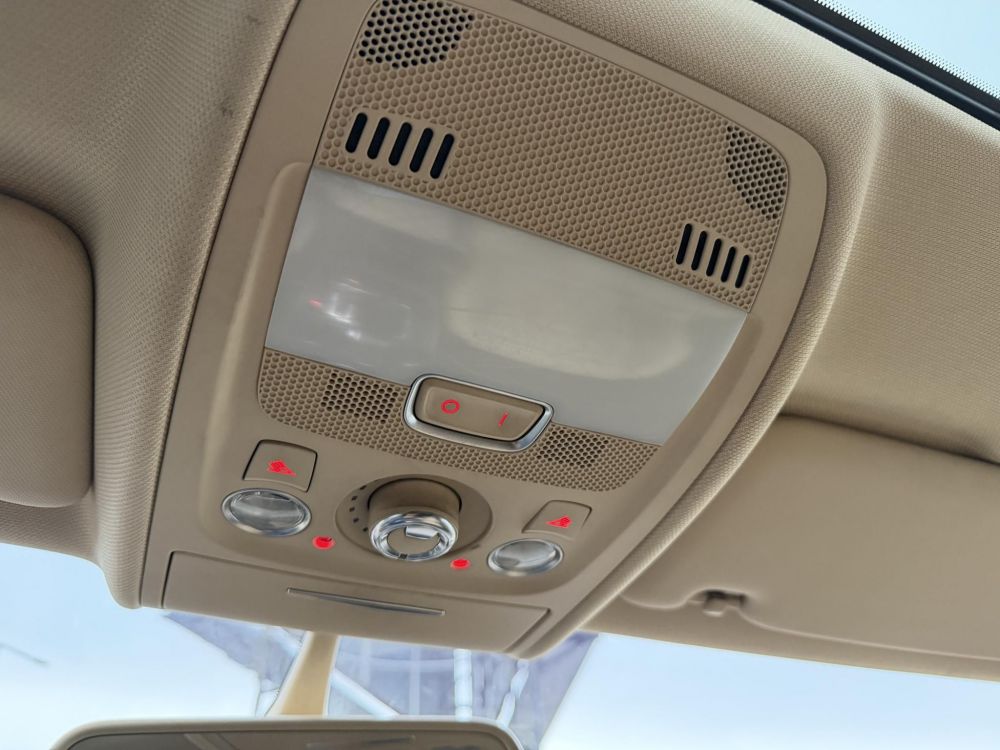 AUDI A4 2.0 TDI multitronic Magyarországi Napfénytető Xenon Üléshűtés PDC Téli-nyári kerék!