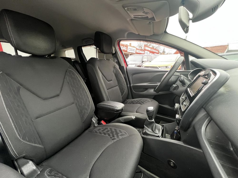 RENAULT CLIO Grandtour 0.9 TCe Generation Limited M.o.-i. 1.tul. 44e km!